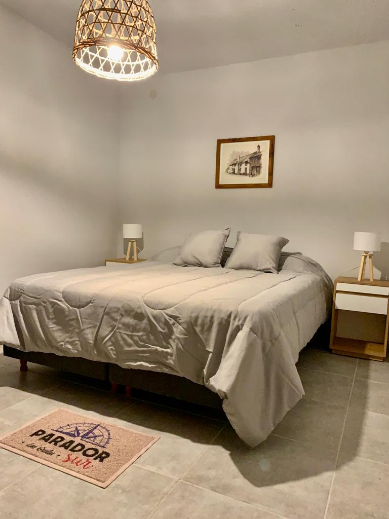 Dormitorio del departamento de dos ambientes
